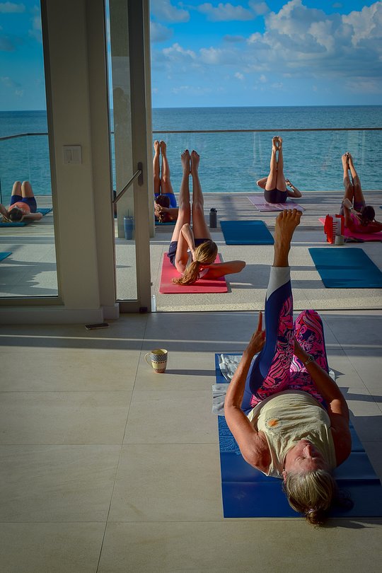 Daily Mindfulness & Movement Classes Overlooking Sapodilla Bay