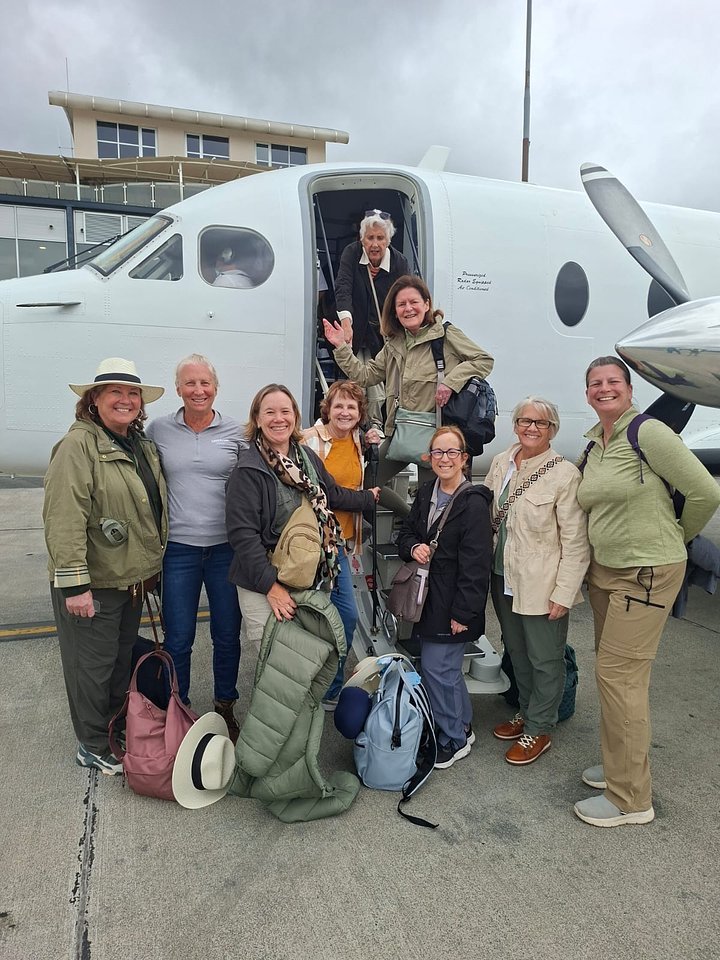 groupshotwithairplane