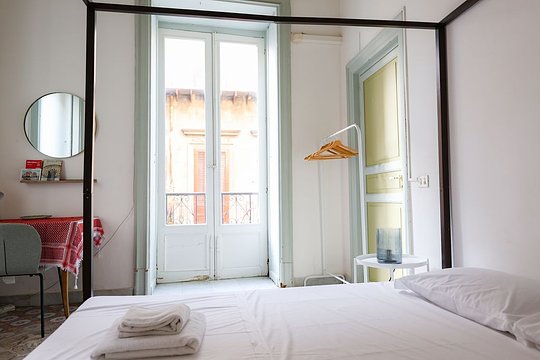 Double Room with Private Bath Without A/C (S.Vaughan)