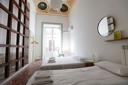 SHARED Premium+ Room