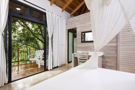 KING BUNGALOWS