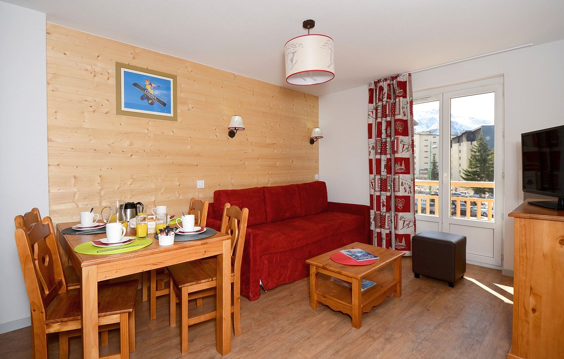 tmpAF75_locationskilesdeuxalpesresidenceodalysloursblanc3