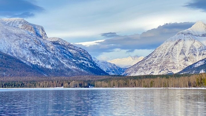 FULL DAY SNOWSHOE OR XC SKIING TOUR