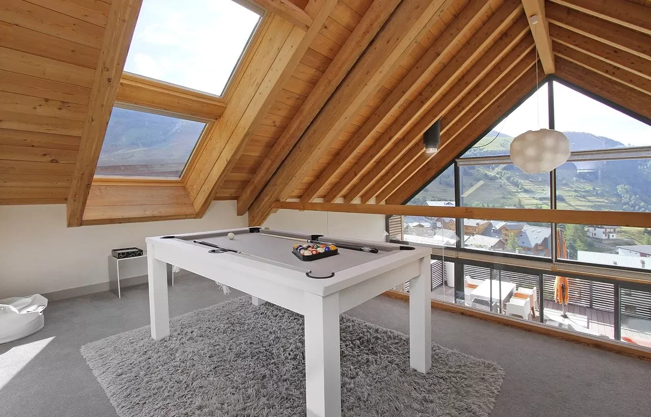 locationlesdeuxalpeschaletsnolodge3.jpg2