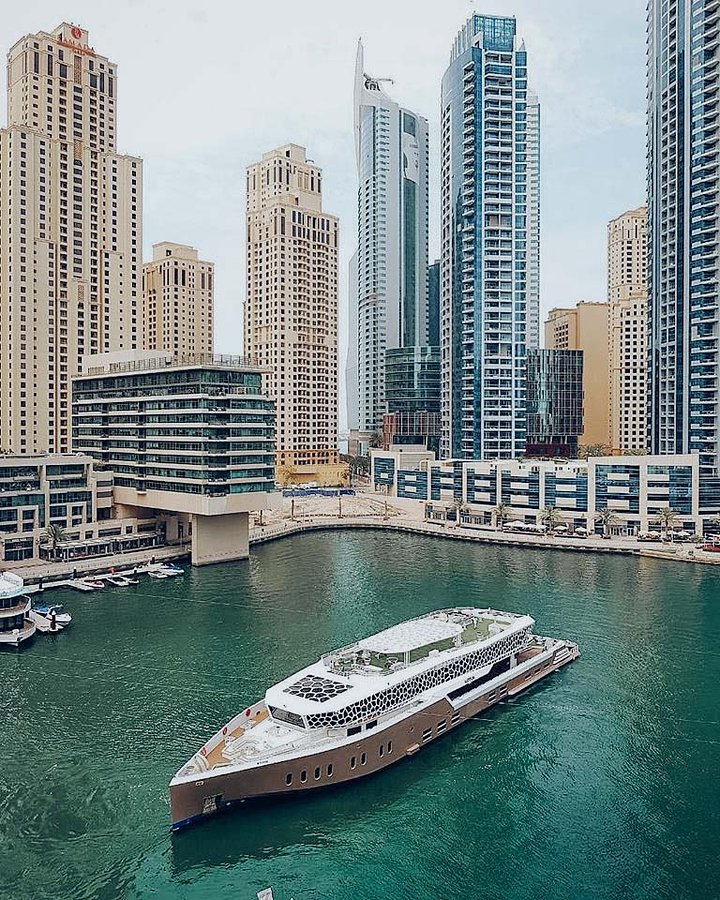 Yacht Party