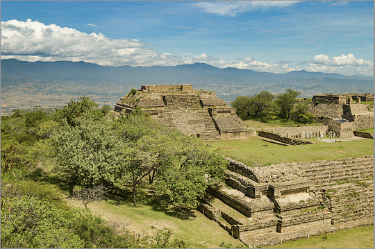 Visit Monte Albán