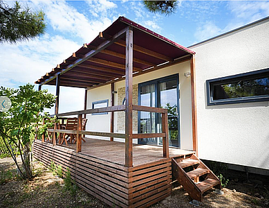 4 person beach cabin