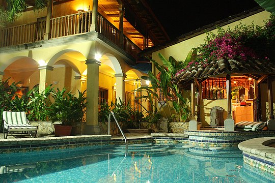 Hotel Colonial