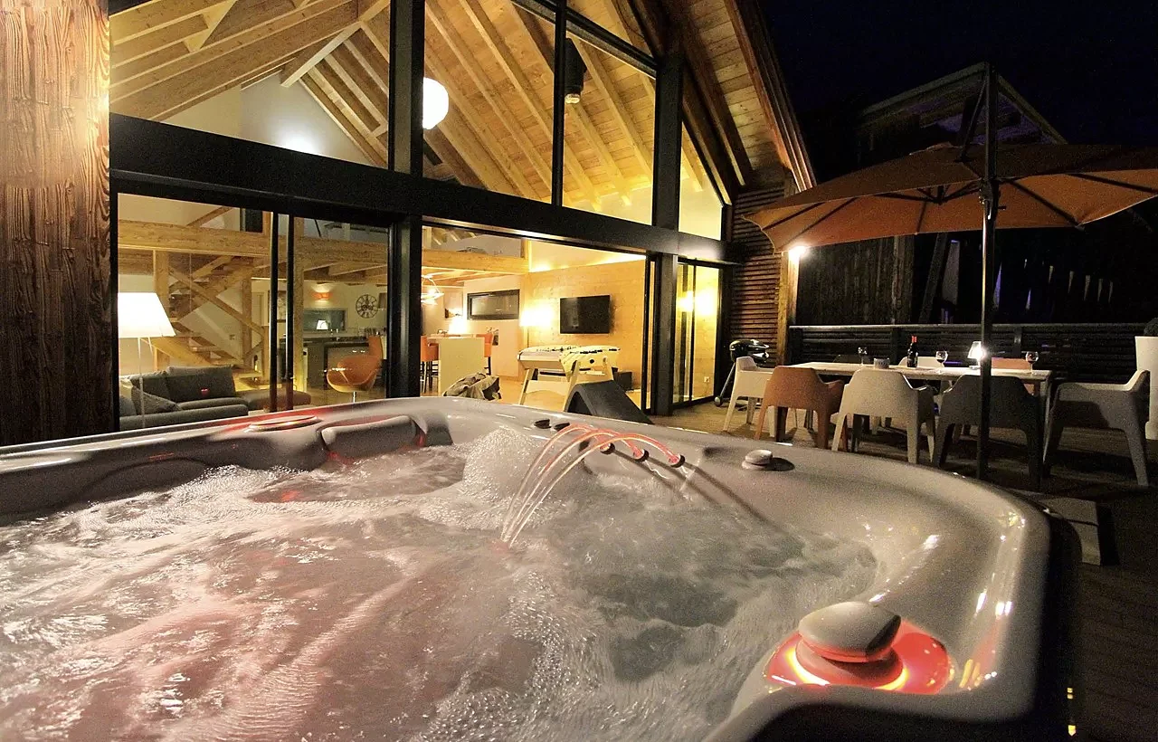 locationlesdeuxalpeschaletsnolodge9.jpg2