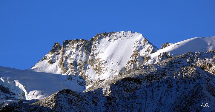 2_Il_versante_est_del_Gran_Paradiso