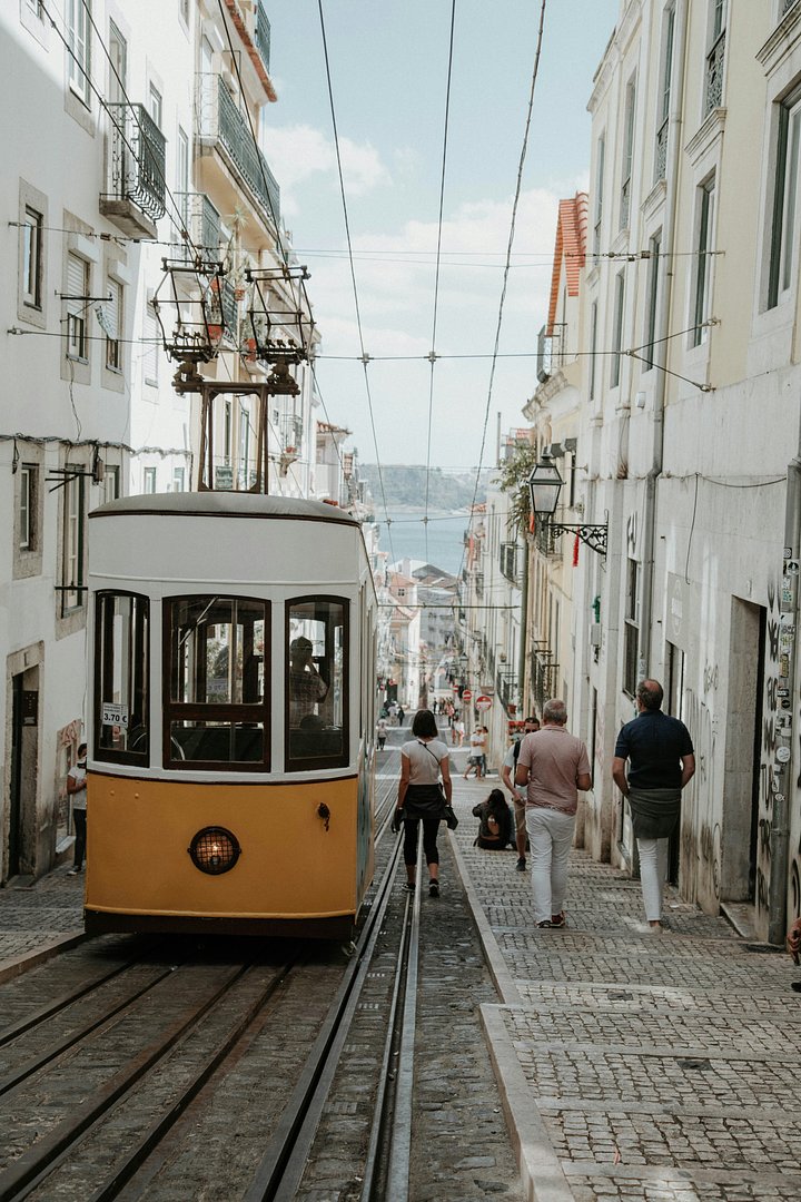 nikguineydzD67vW_93Iunsplash