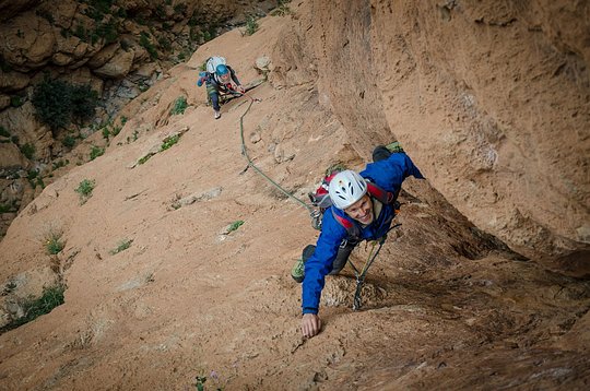 Climbing guide multipitch climbing full day