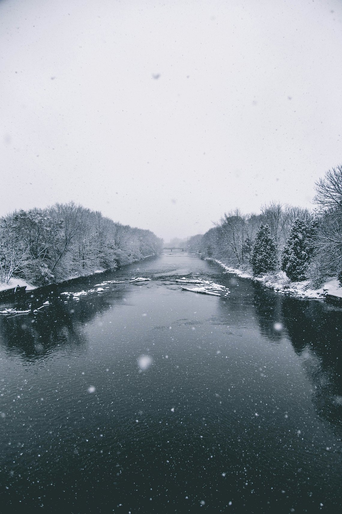 aloragriffithsHlnFco4i624unsplash
