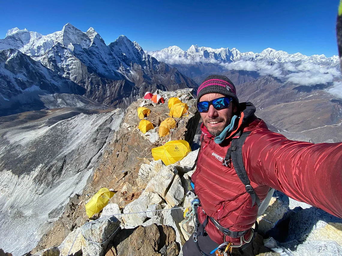 kookoo_escalada_ama_dablam_5