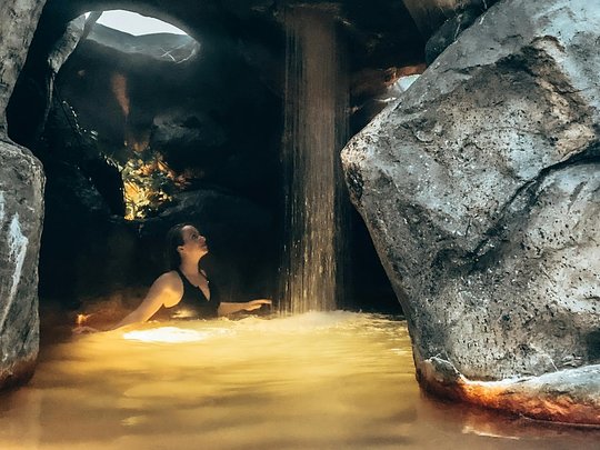 The Deep Blue Hotel & Hot Springs