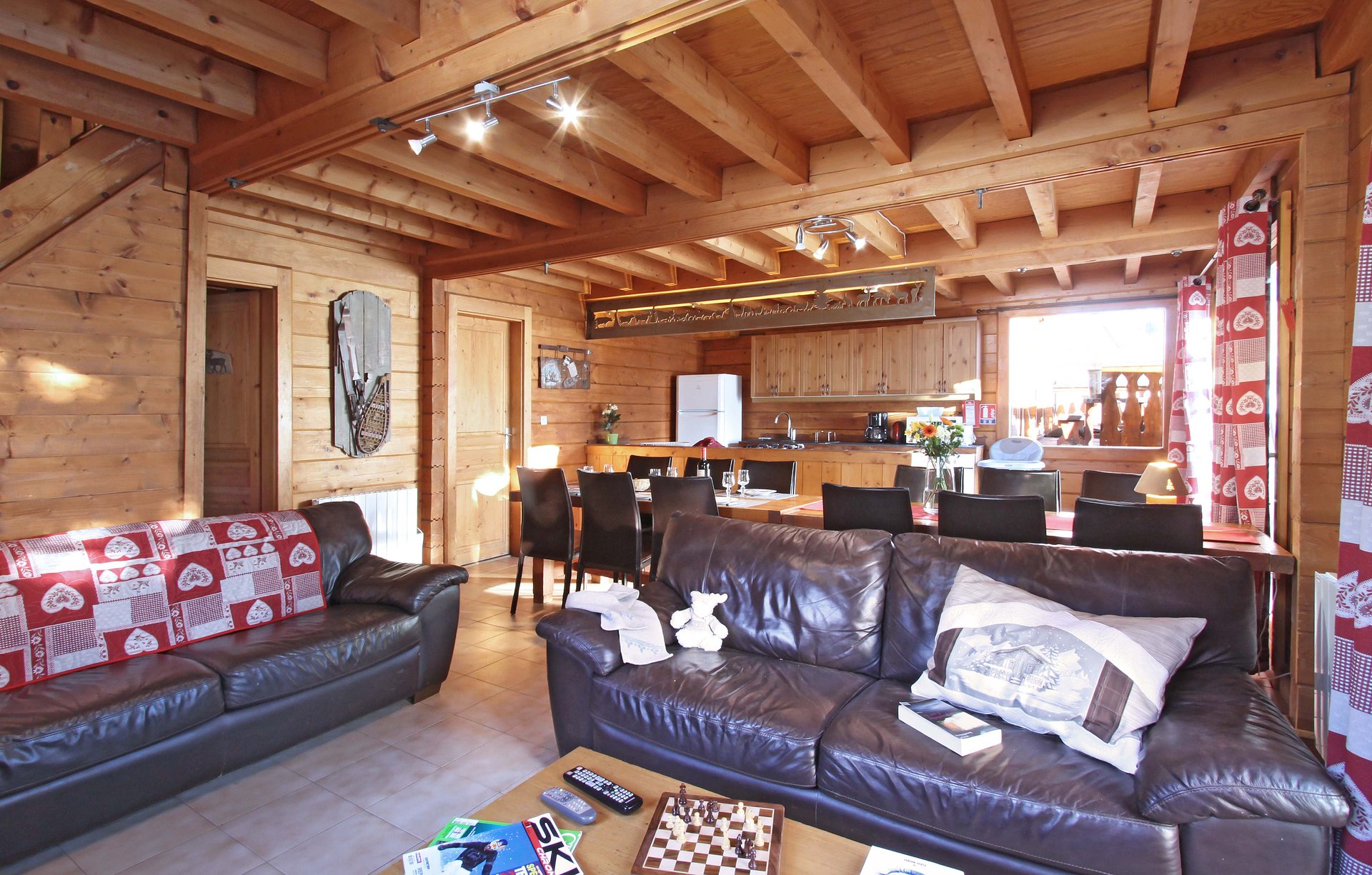 tmp2ED_locationskilesdeuxalpeschaletodalysponton11