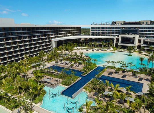 SoulFIT Retreat at Secrets Moxché Playa Del Carmen - MADE FOR MORE