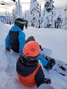 Helmet Rental 
