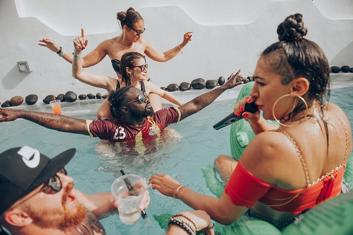 Villa party